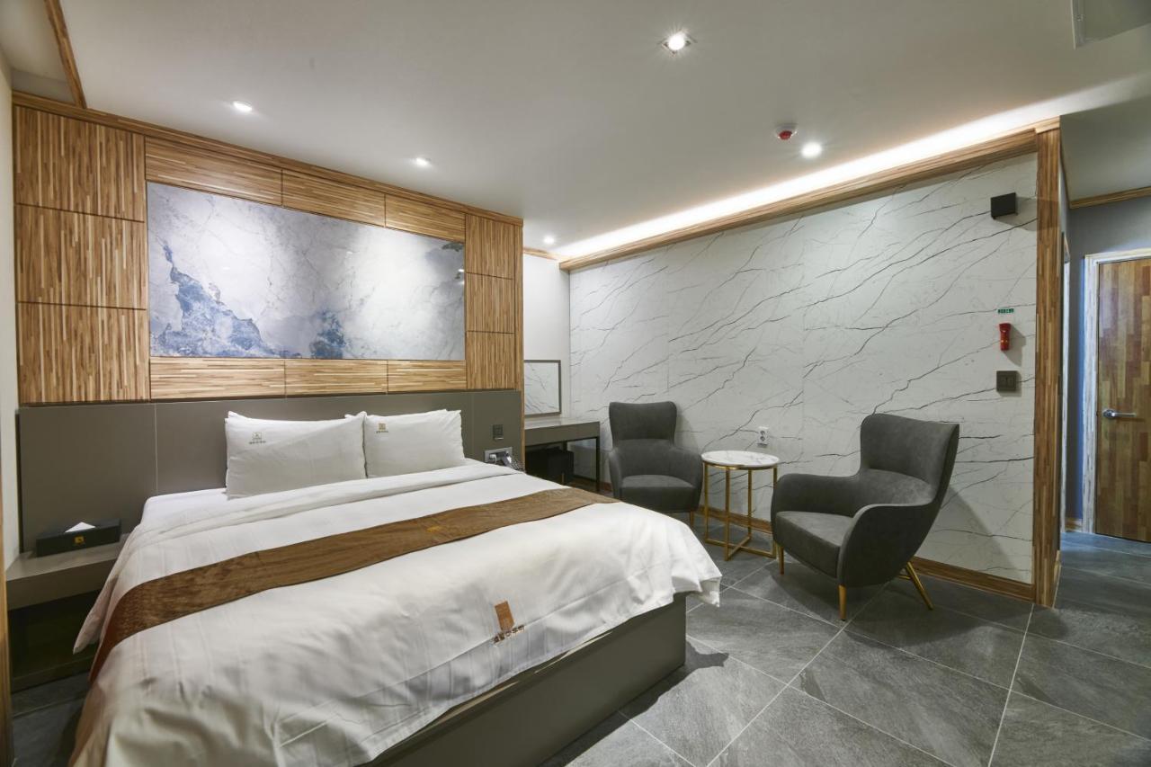 Aura Hotel Ansan Ngoại thất bức ảnh