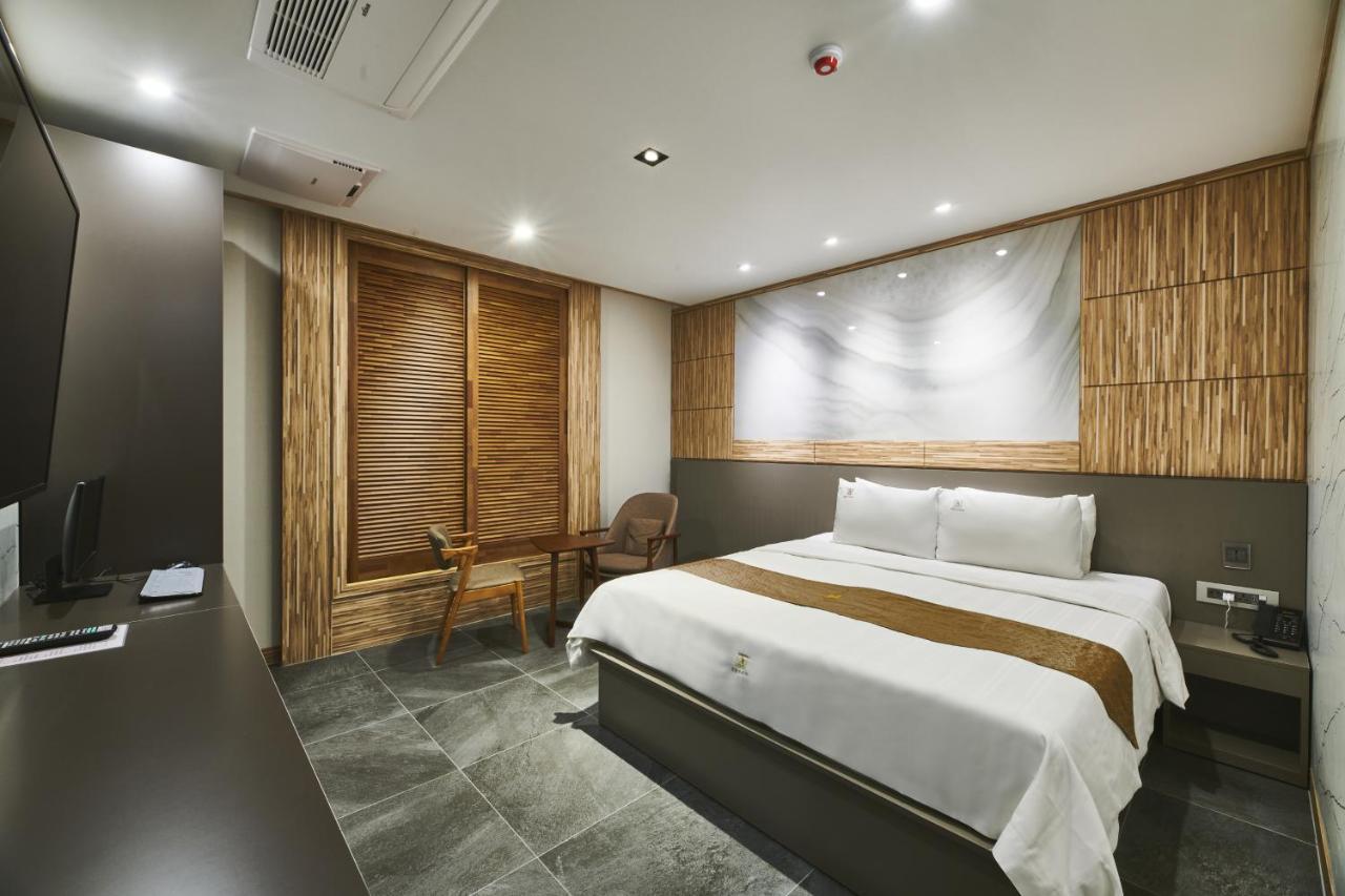 Aura Hotel Ansan Ngoại thất bức ảnh