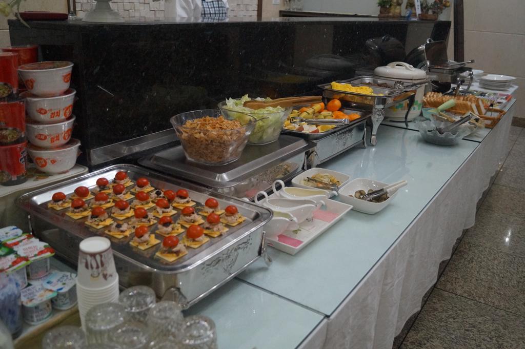 Aura Hotel Ansan Ngoại thất bức ảnh
