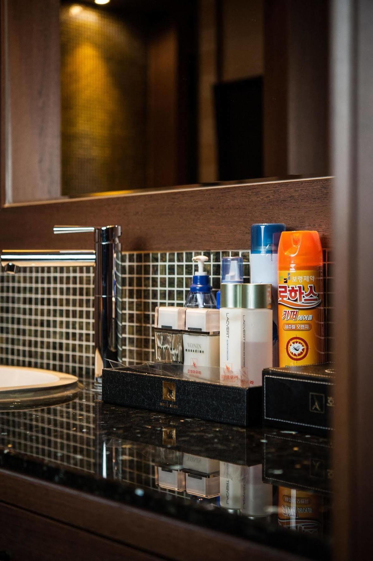 Aura Hotel Ansan Ngoại thất bức ảnh